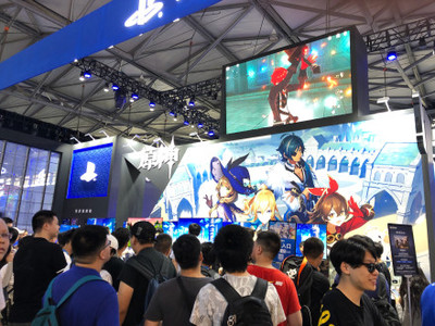 2019CJ现场 男子索尼展台怒砸PS4，网友热议“砸坏的PS4如何垃圾分类”